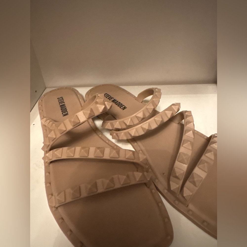 Steve Madden rockstud jelly sandal